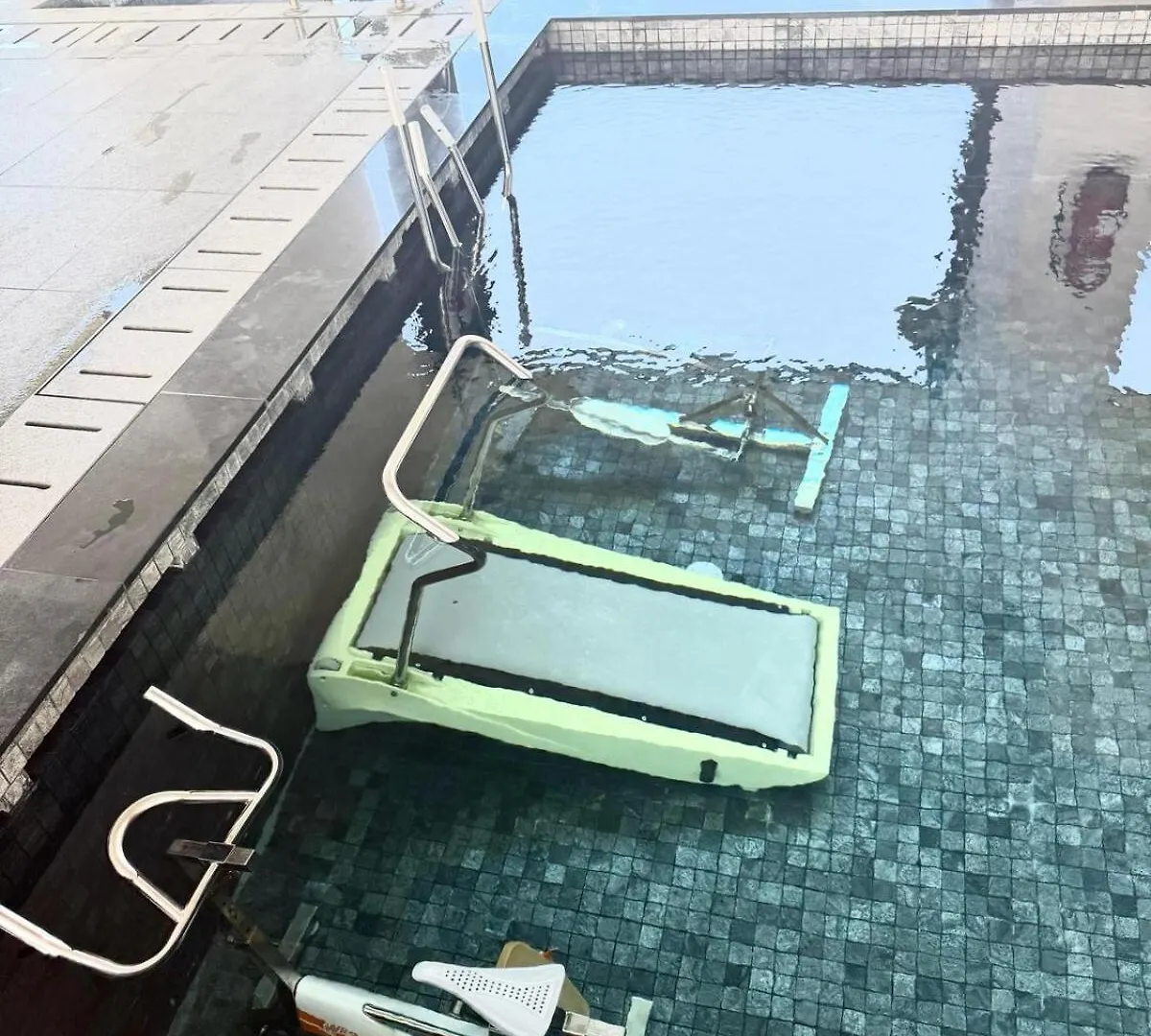 Crayon Shinchan 3R2B Seaview Suite George Town Apartamento