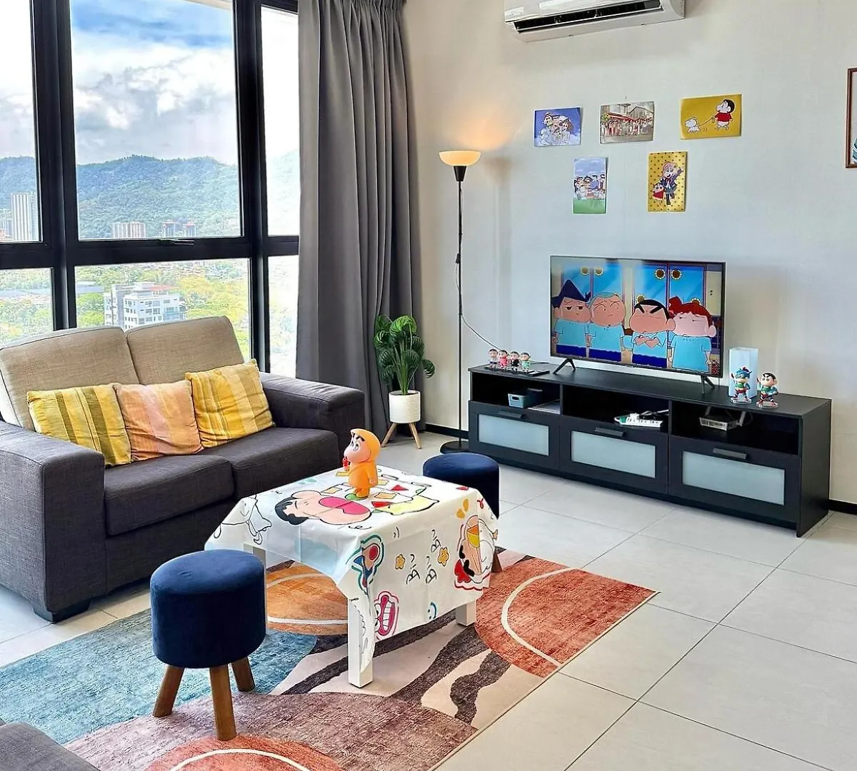 Crayon Shinchan 3R2B Seaview Suite George Town Malasia